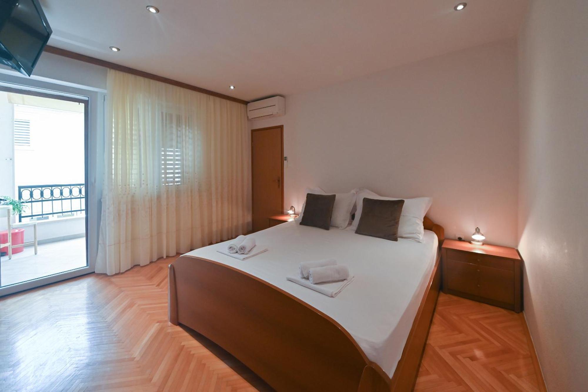 Apartments Carevic Ante Baska Voda Exterior photo