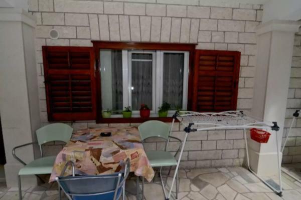 Apartments Carevic Ante Baska Voda Exterior photo